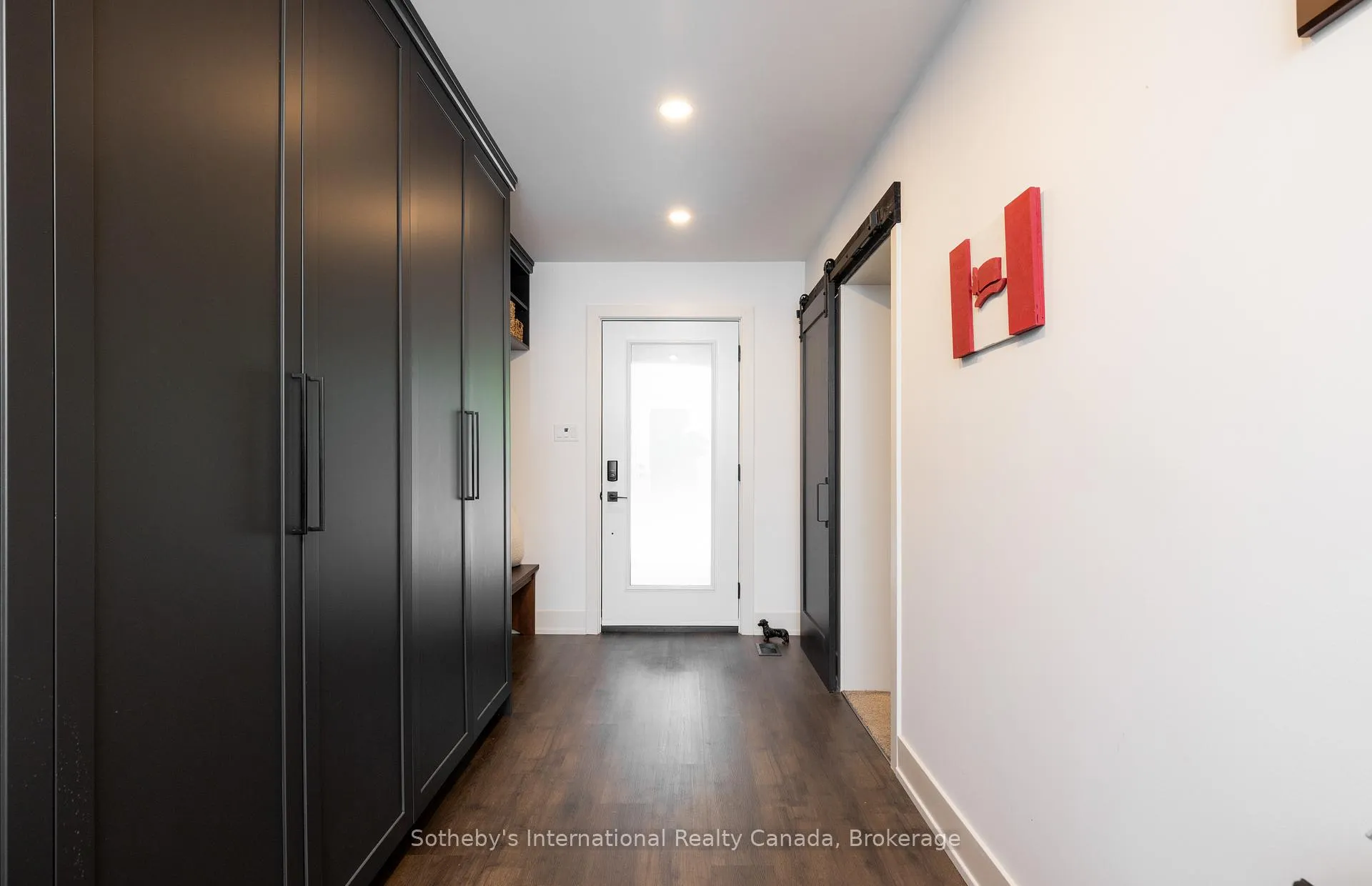Photo 5 of 131 Kitzbuhl Crescent, Blue Mountains — HOMEH