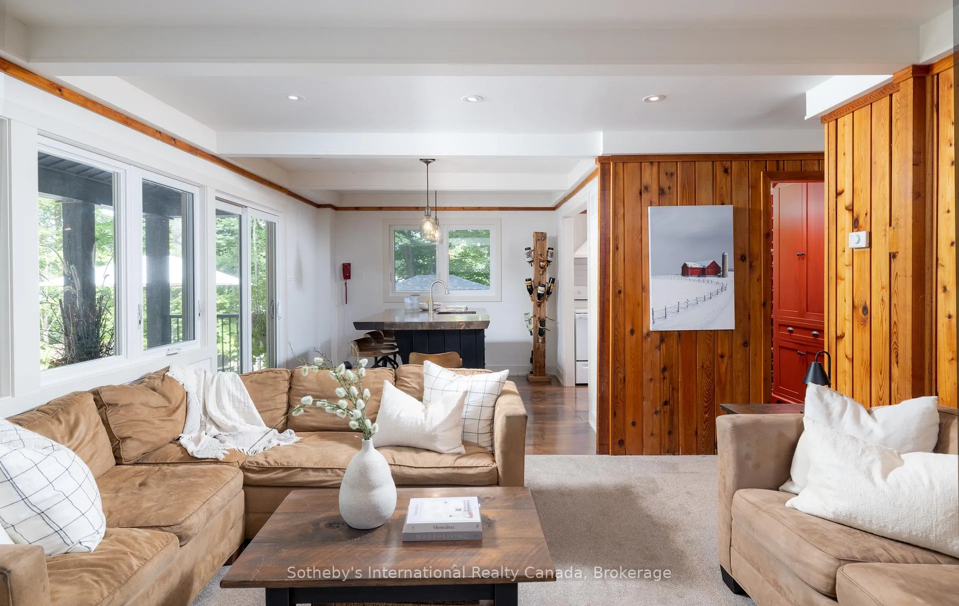 Photo 9 of 131 Kitzbuhl Crescent, Blue Mountains — HOMEH