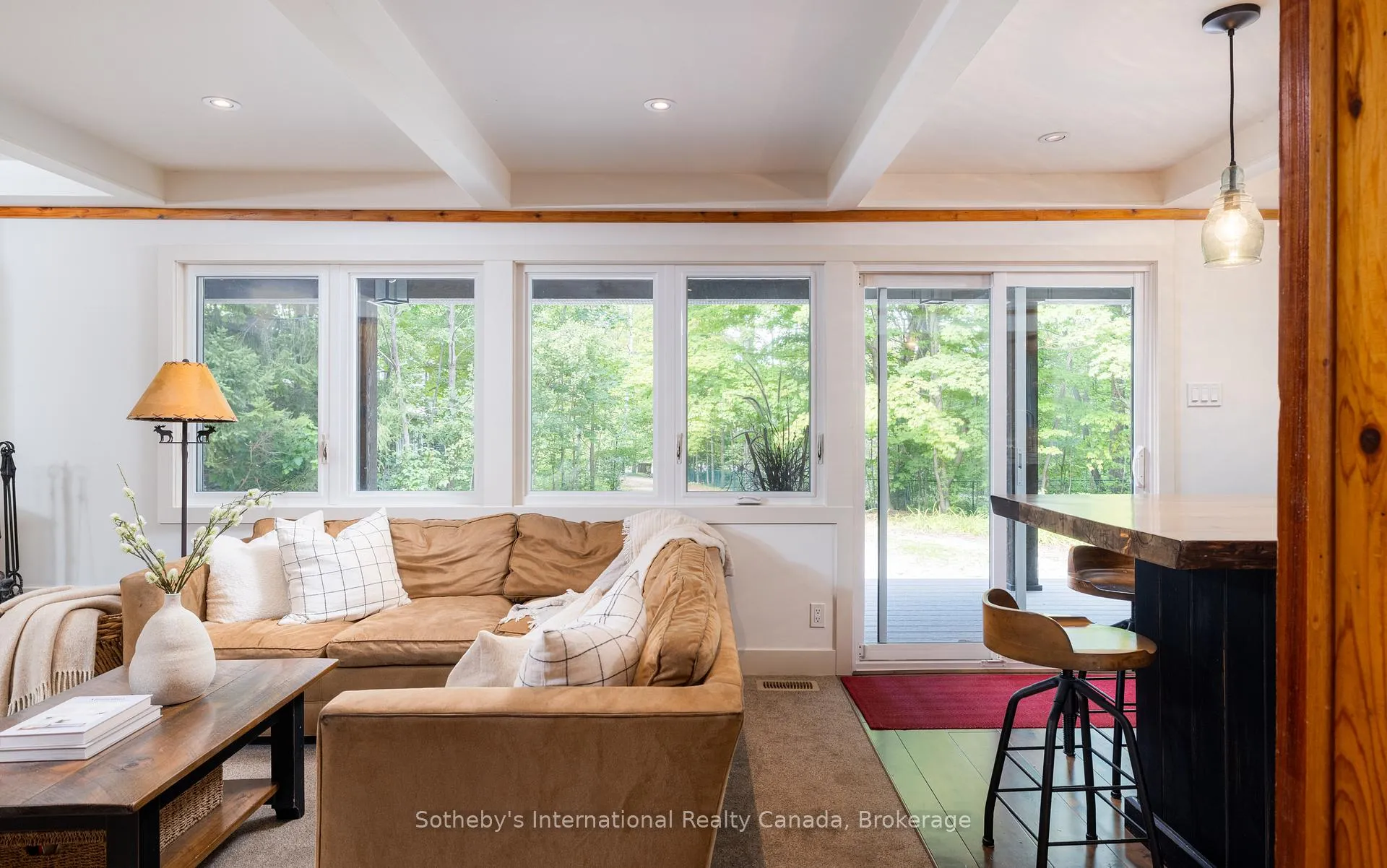 Photo 10 of 131 Kitzbuhl Crescent, Blue Mountains — HOMEH