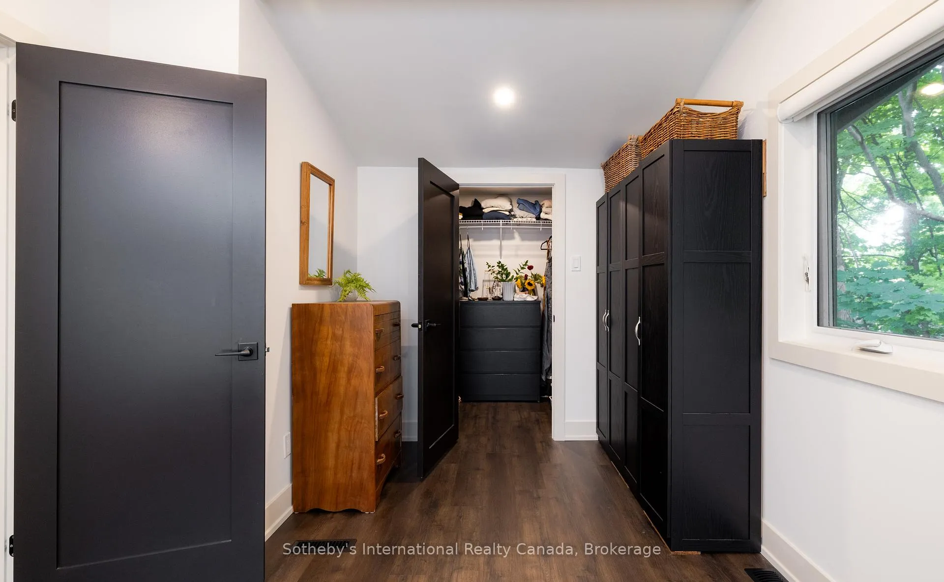 Photo 24 of 131 Kitzbuhl Crescent, Blue Mountains — HOMEH