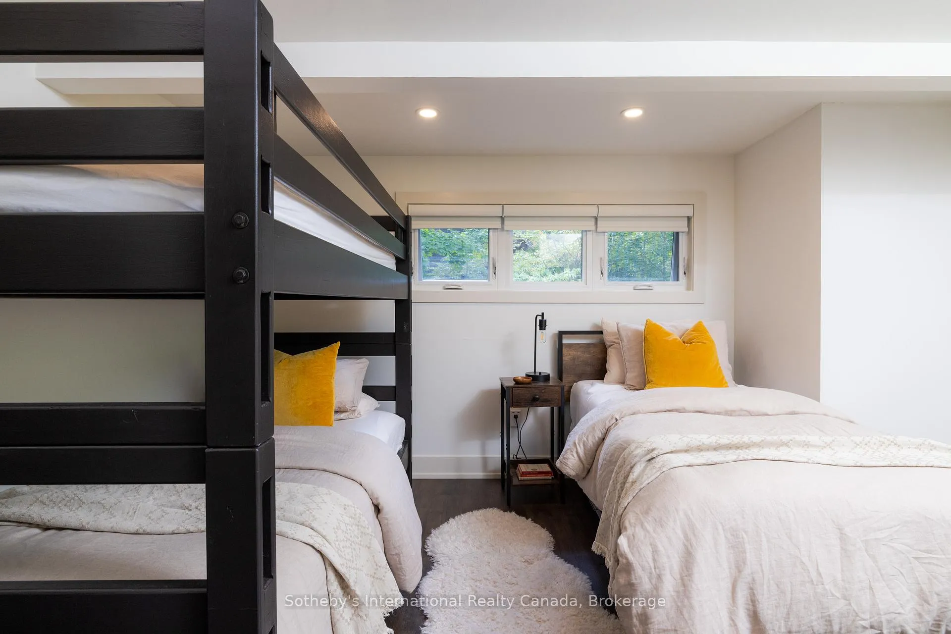 Photo 25 of 131 Kitzbuhl Crescent, Blue Mountains — HOMEH