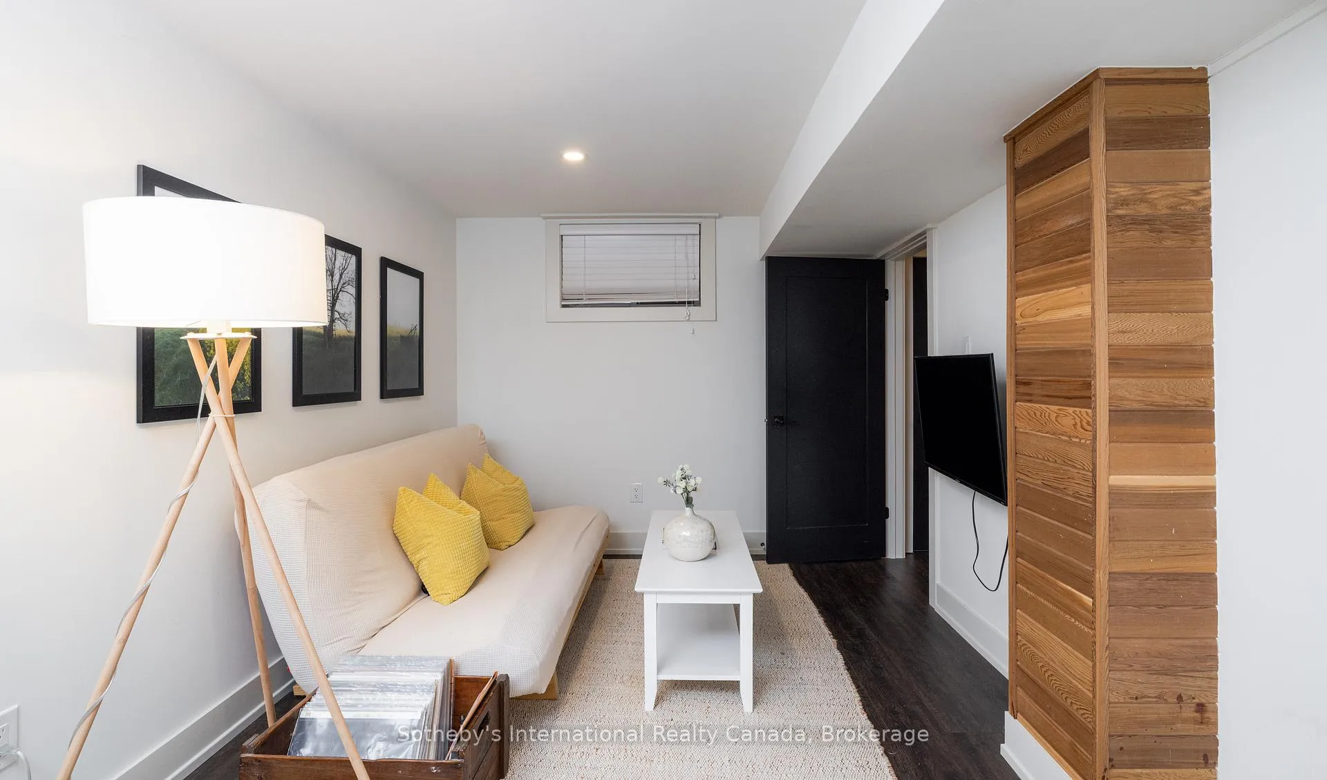 Photo 28 of 131 Kitzbuhl Crescent, Blue Mountains — HOMEH