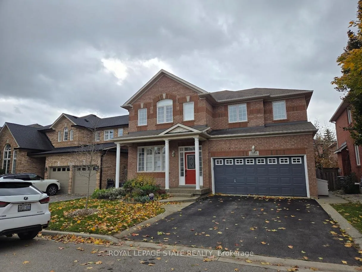 Photo 2 of 2128 Blackforest Crescent, Oakville, Westmount — HOMEH