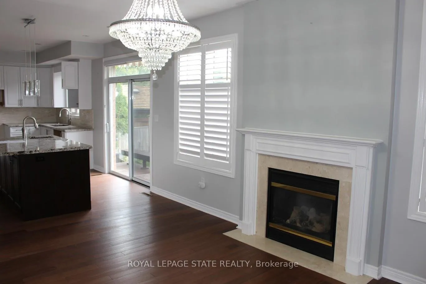 Photo 5 of 2128 Blackforest Crescent, Oakville, Westmount — HOMEH
