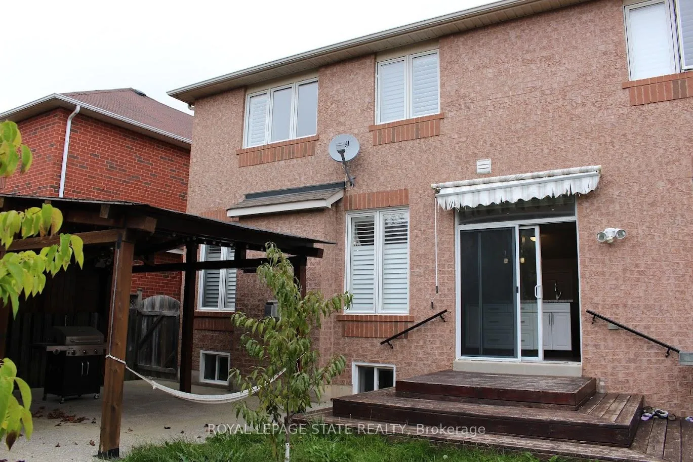 Photo 21 of 2128 Blackforest Crescent, Oakville, Westmount — HOMEH