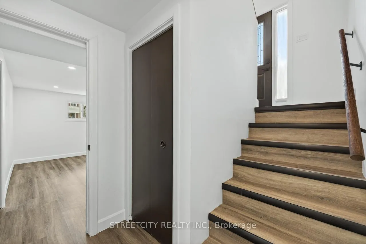 Photo 26 of 1128 Overlea Crescent, Sarnia — HOMEH