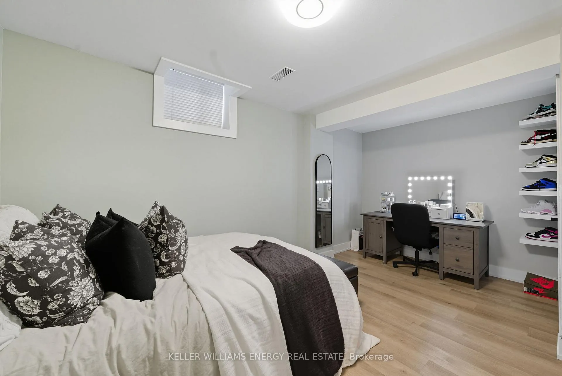 Photo 39 of 7 Mccorkell Street, Clarington, Bowmanville — HOMEH