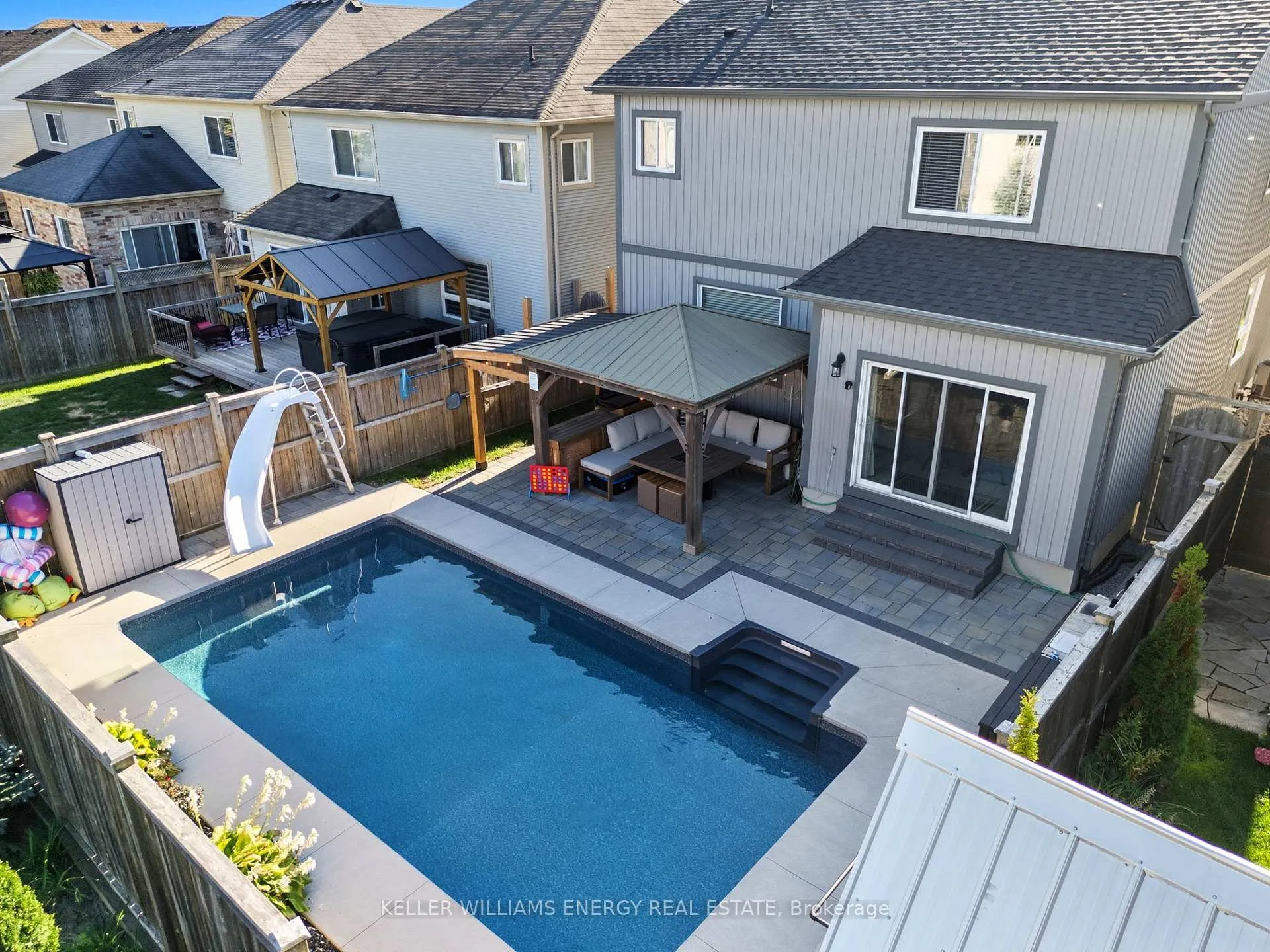 Photo 42 of 7 Mccorkell Street, Clarington, Bowmanville — HOMEH