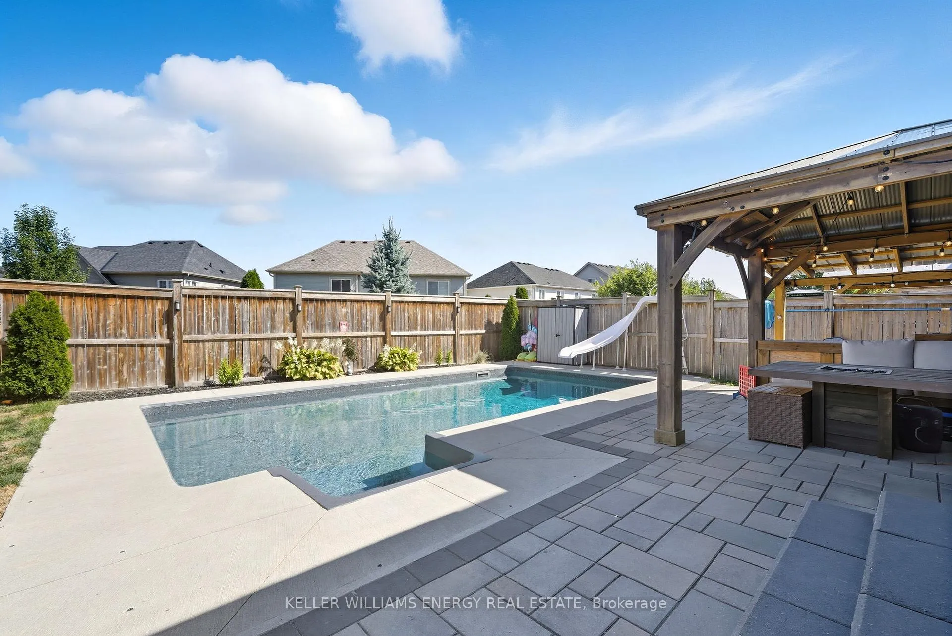 Photo 44 of 7 Mccorkell Street, Clarington, Bowmanville — HOMEH