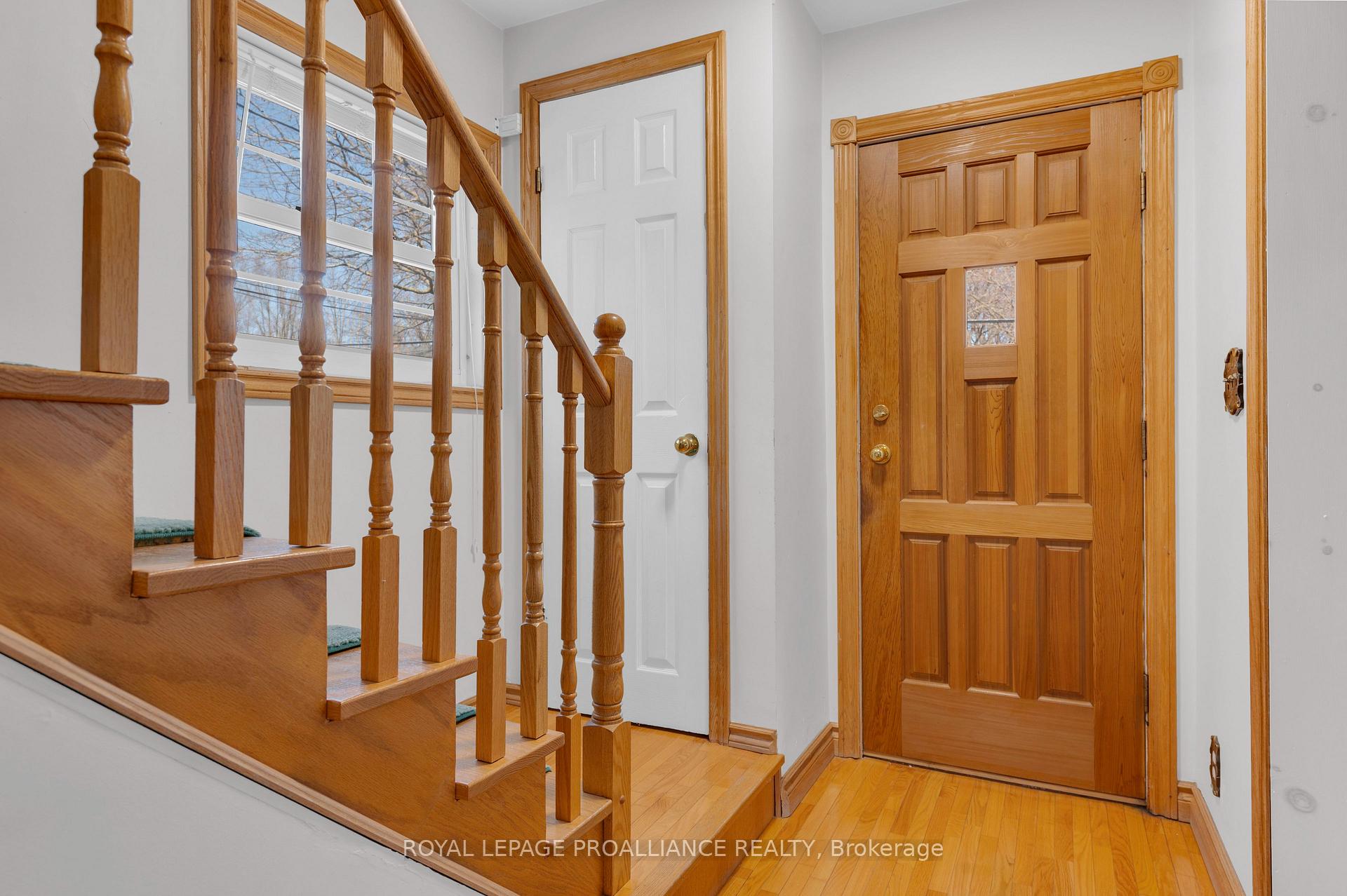 Photo 9 of 152 Bleecker Avenue, Belleville, Belleville Ward — HOMEH