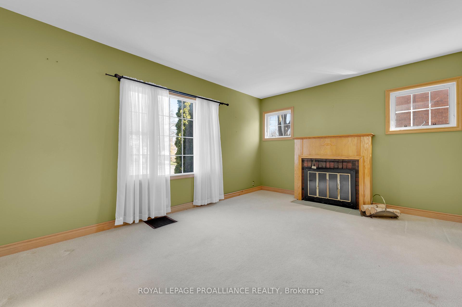 Photo 11 of 152 Bleecker Avenue, Belleville, Belleville Ward — HOMEH
