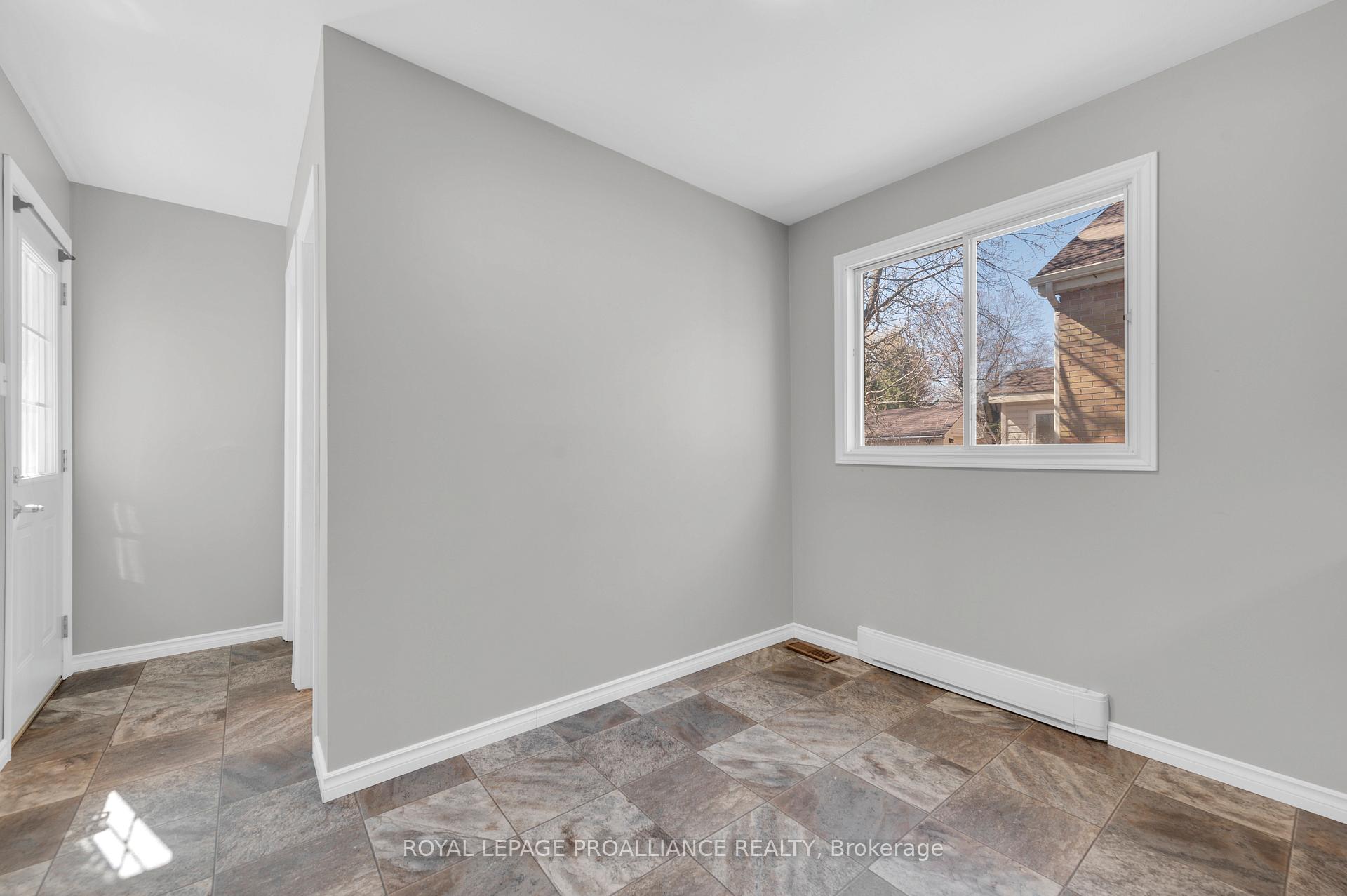 Photo 21 of 152 Bleecker Avenue, Belleville, Belleville Ward — HOMEH