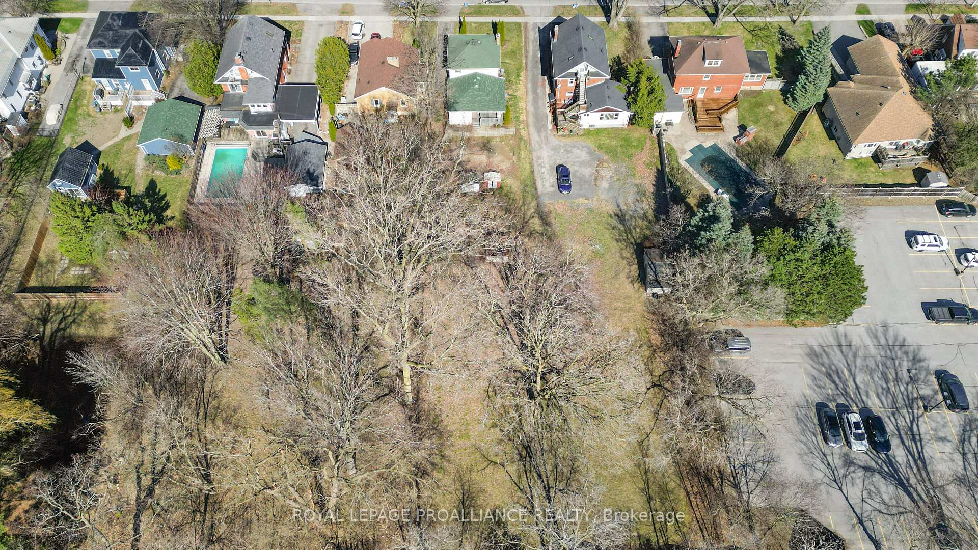 Photo 45 of 152 Bleecker Avenue, Belleville, Belleville Ward — HOMEH