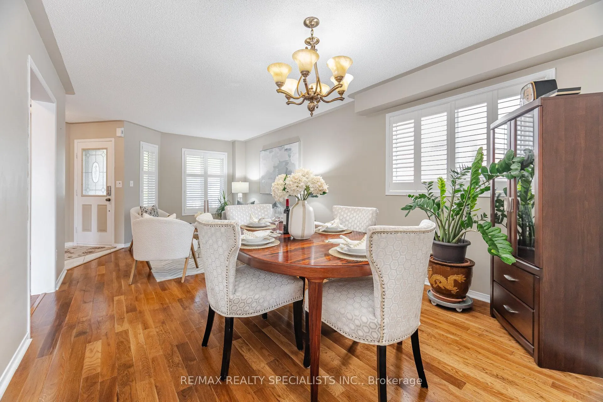 Photo 8 of 45 Bradshaw Street, Clarington, Bowmanville — HOMEH