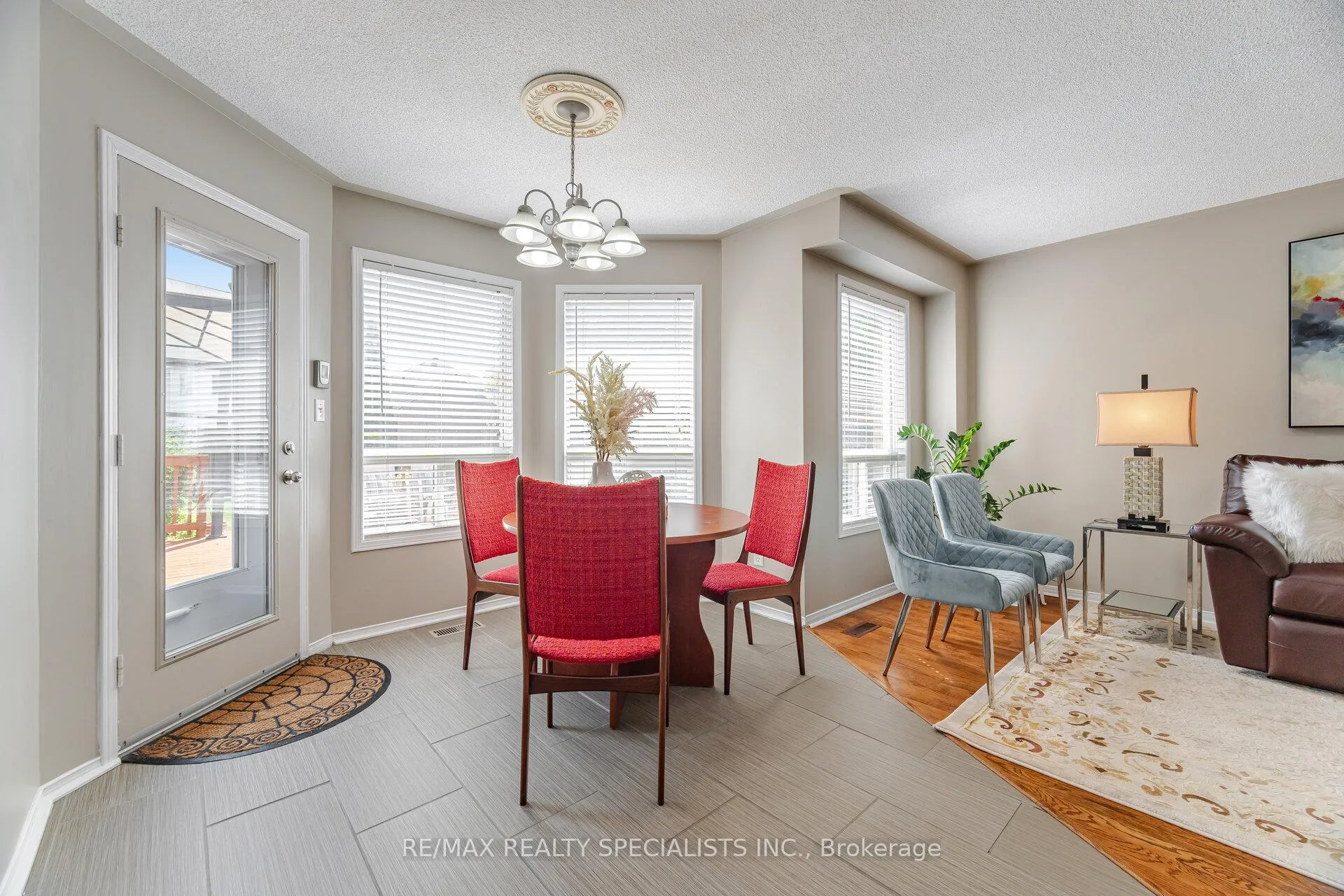 Photo 14 of 45 Bradshaw Street, Clarington, Bowmanville — HOMEH