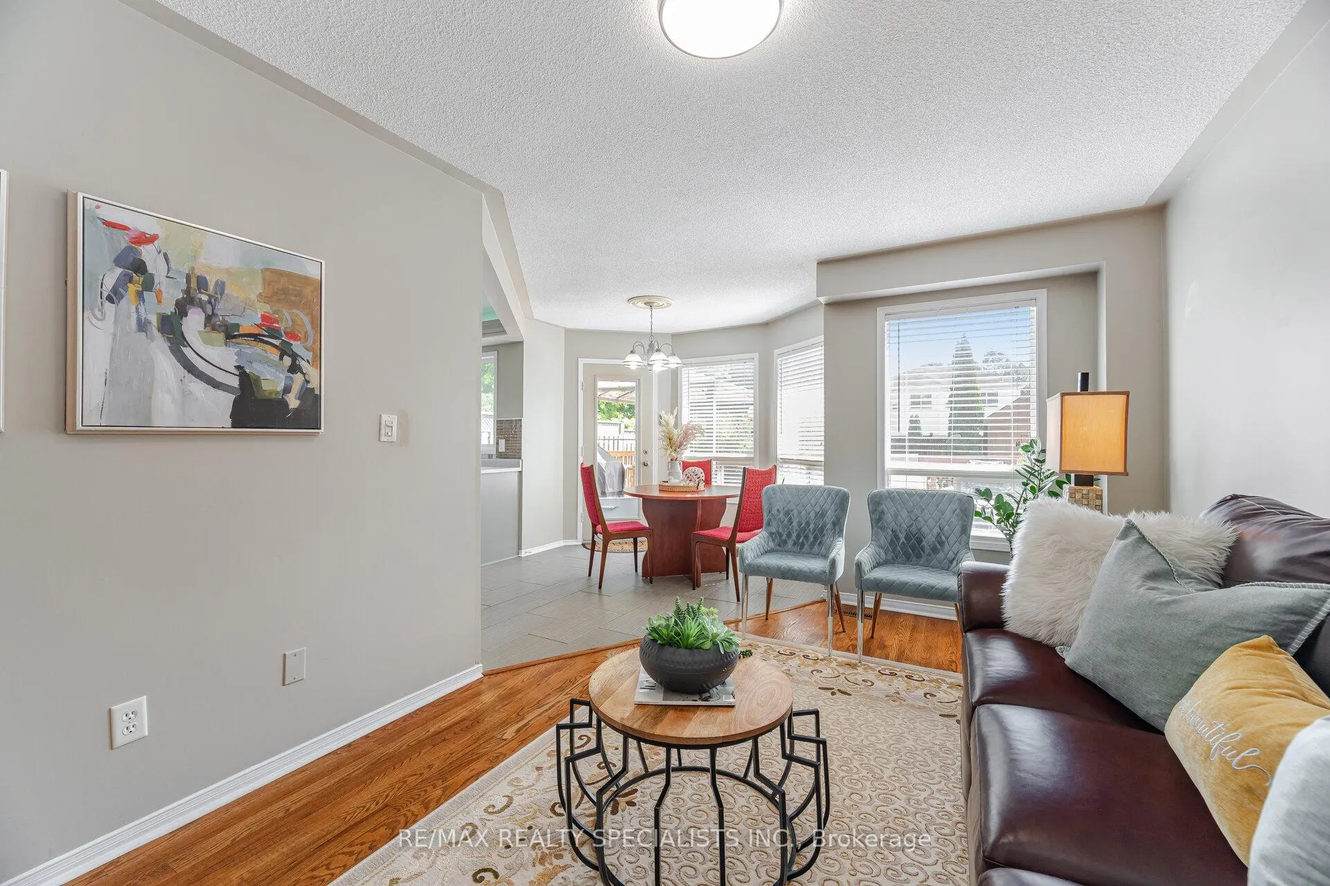 Photo 16 of 45 Bradshaw Street, Clarington, Bowmanville — HOMEH