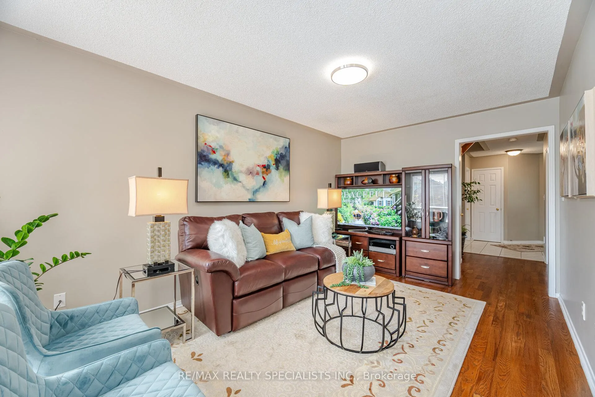 Photo 17 of 45 Bradshaw Street, Clarington, Bowmanville — HOMEH