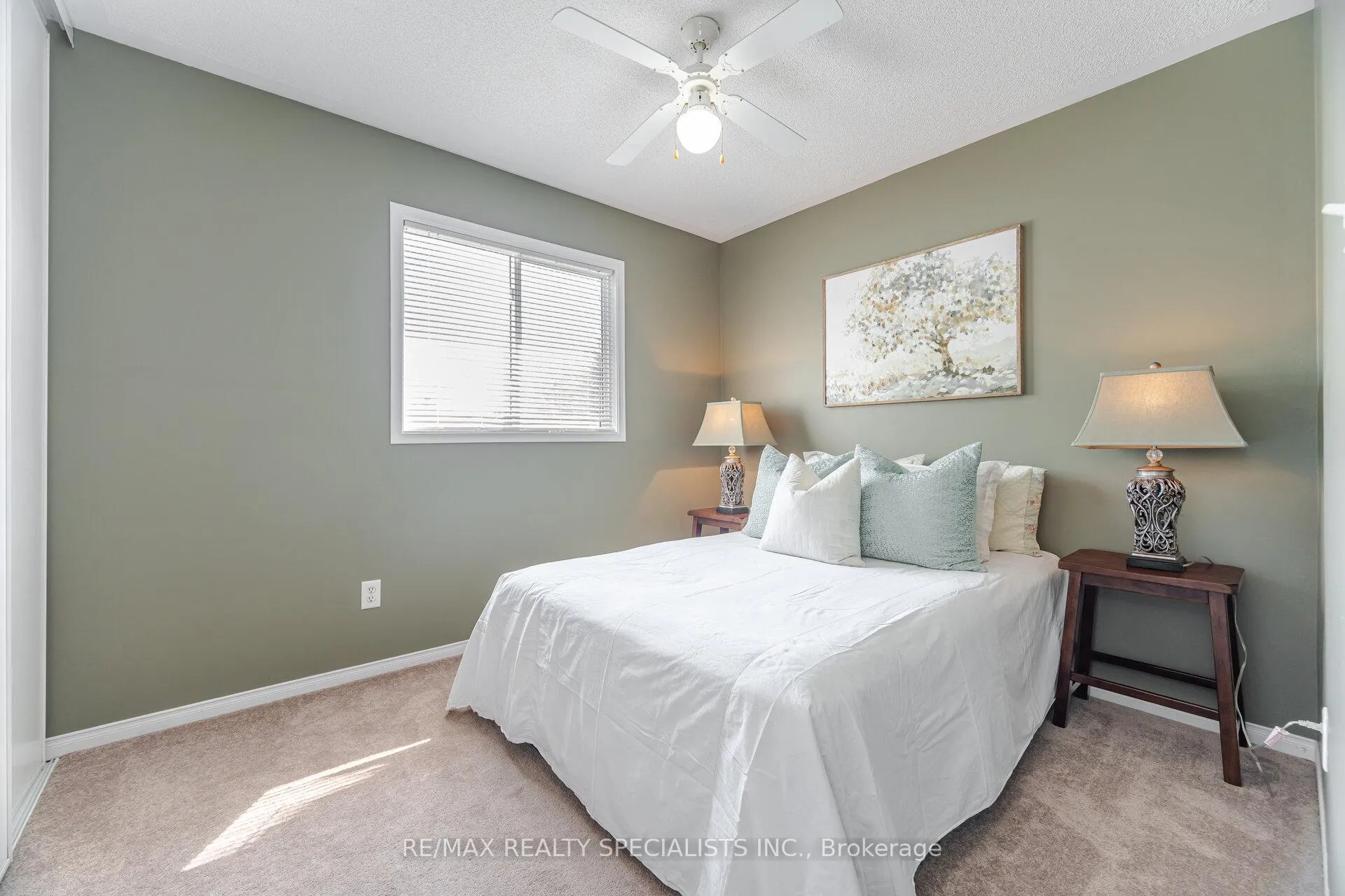 Photo 27 of 45 Bradshaw Street, Clarington, Bowmanville — HOMEH
