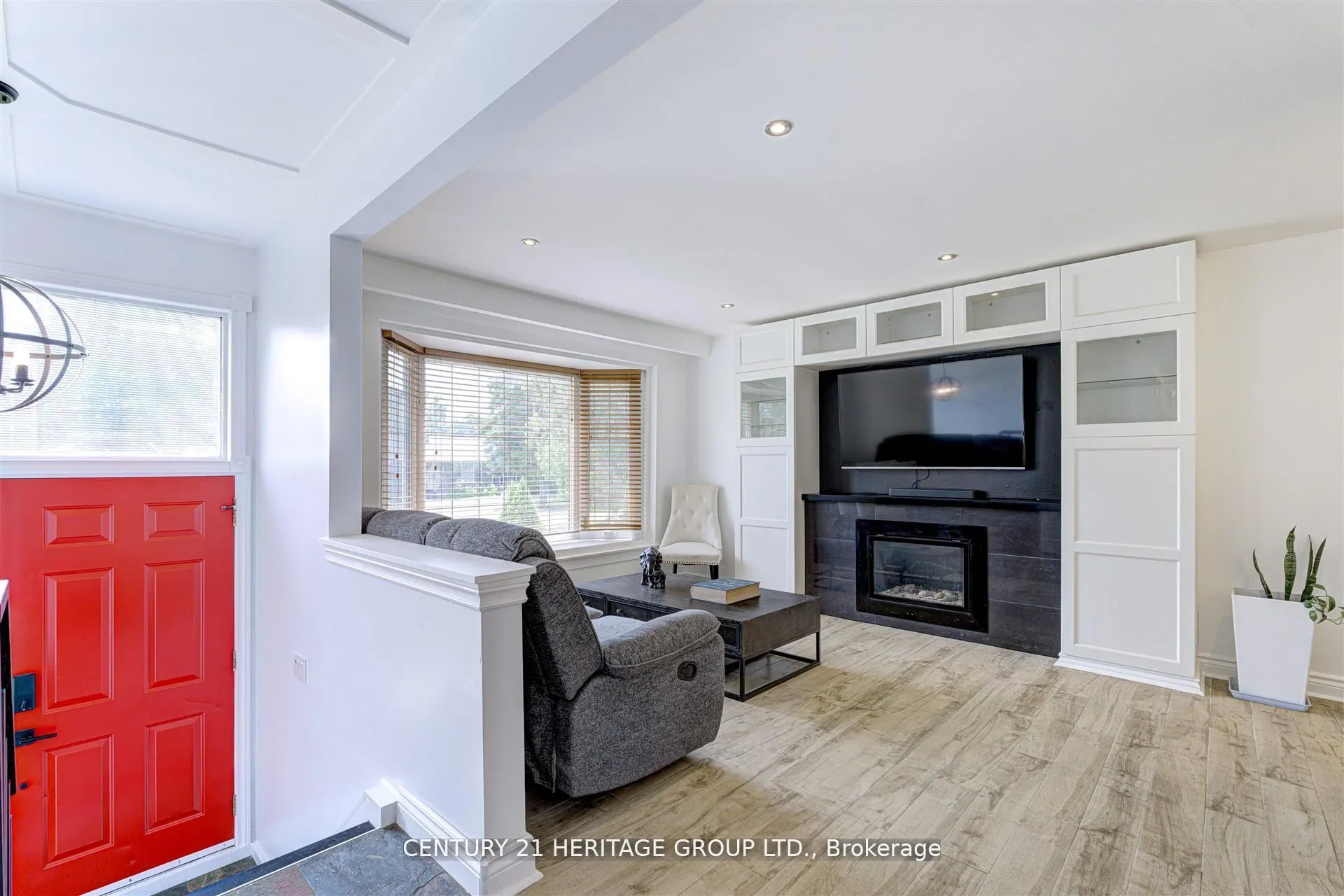 Photo 4 of 10 Bachly Crescent, King, Pottageville — HOMEH