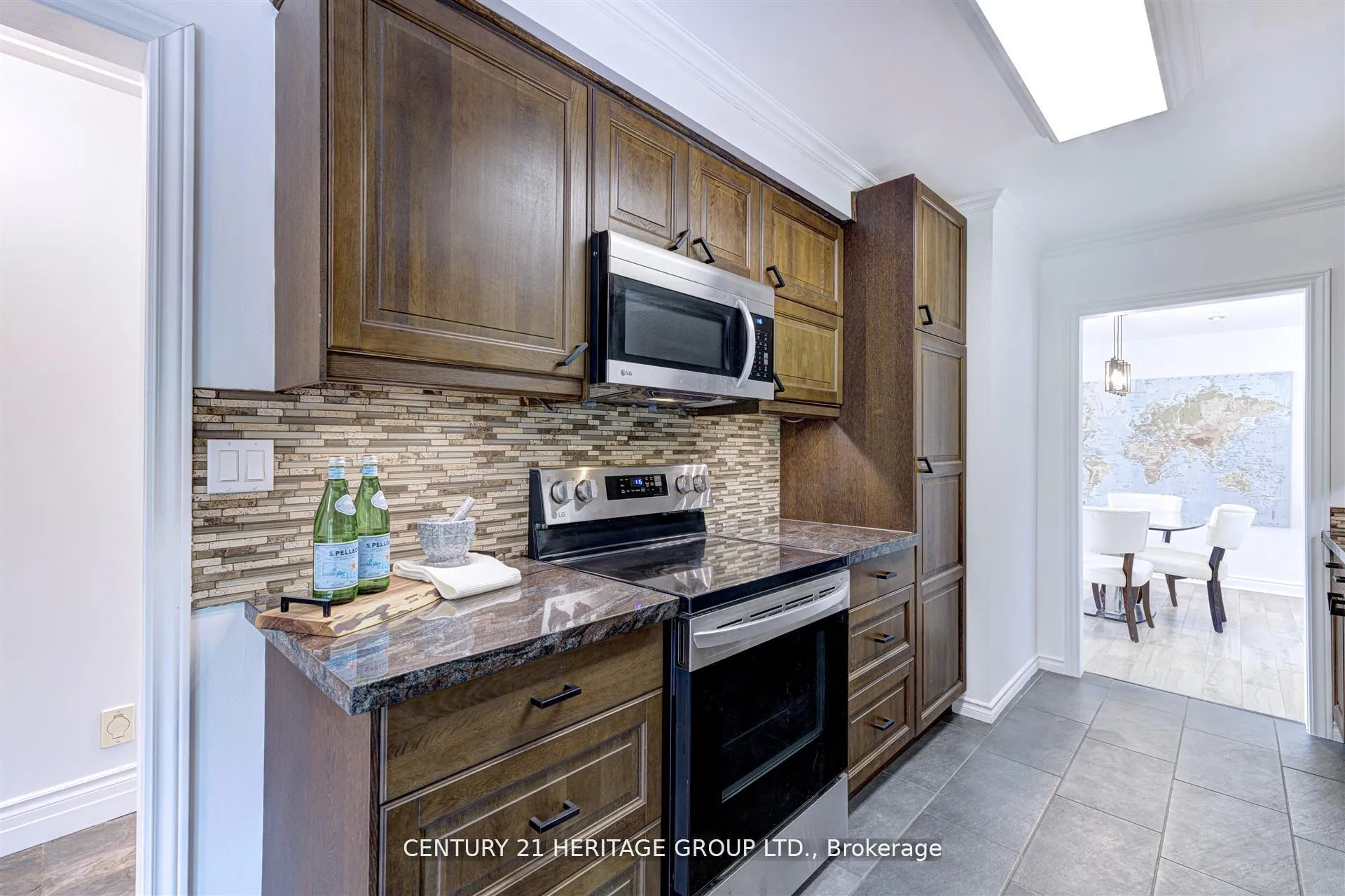 Photo 18 of 10 Bachly Crescent, King, Pottageville — HOMEH