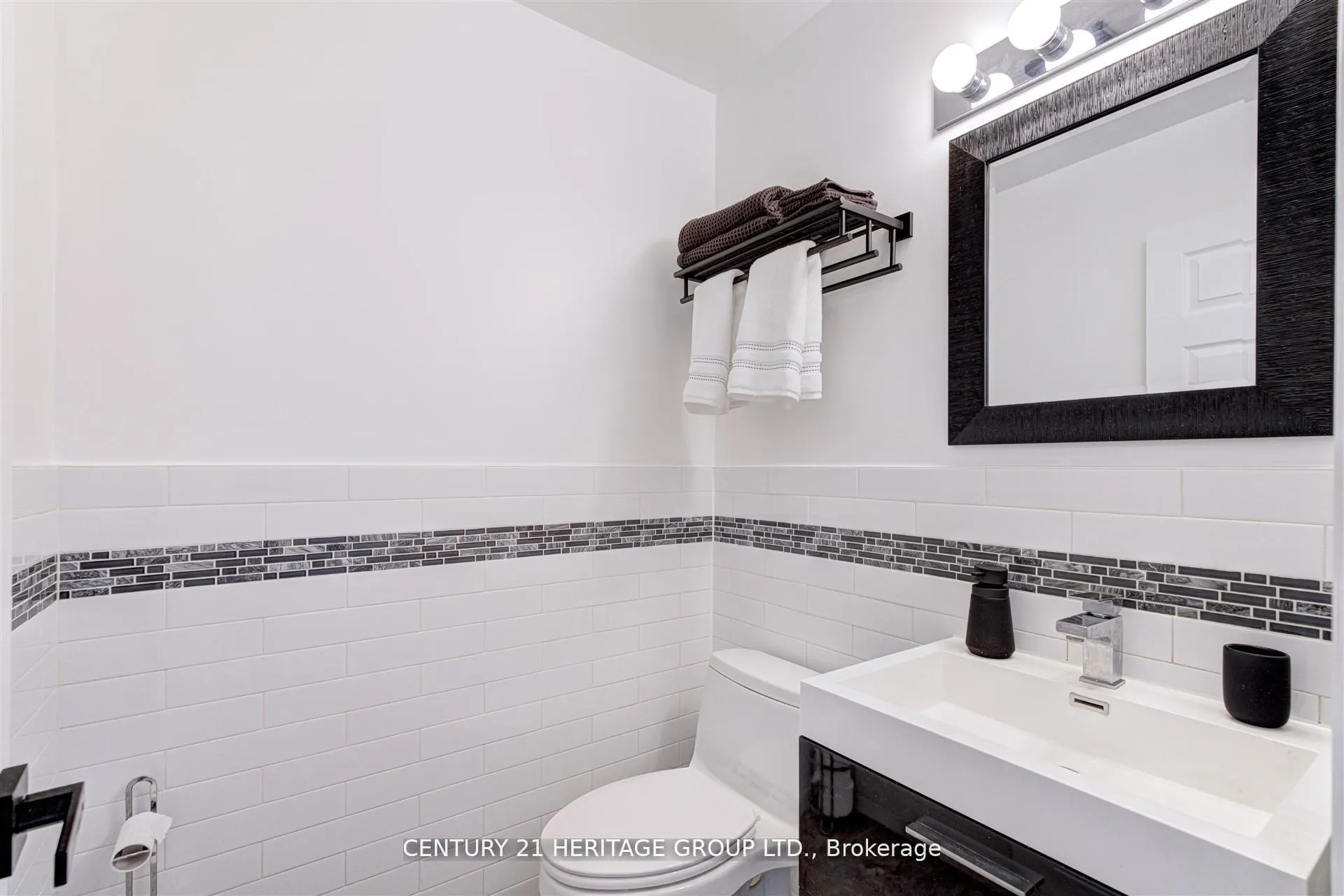 Photo 23 of 10 Bachly Crescent, King, Pottageville — HOMEH