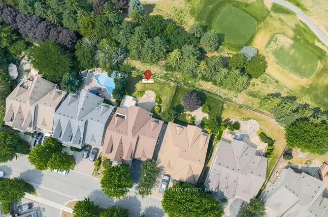 Photo 38 of 10 Harper Hill Road, Markham, Angus Glen — HOMEH
