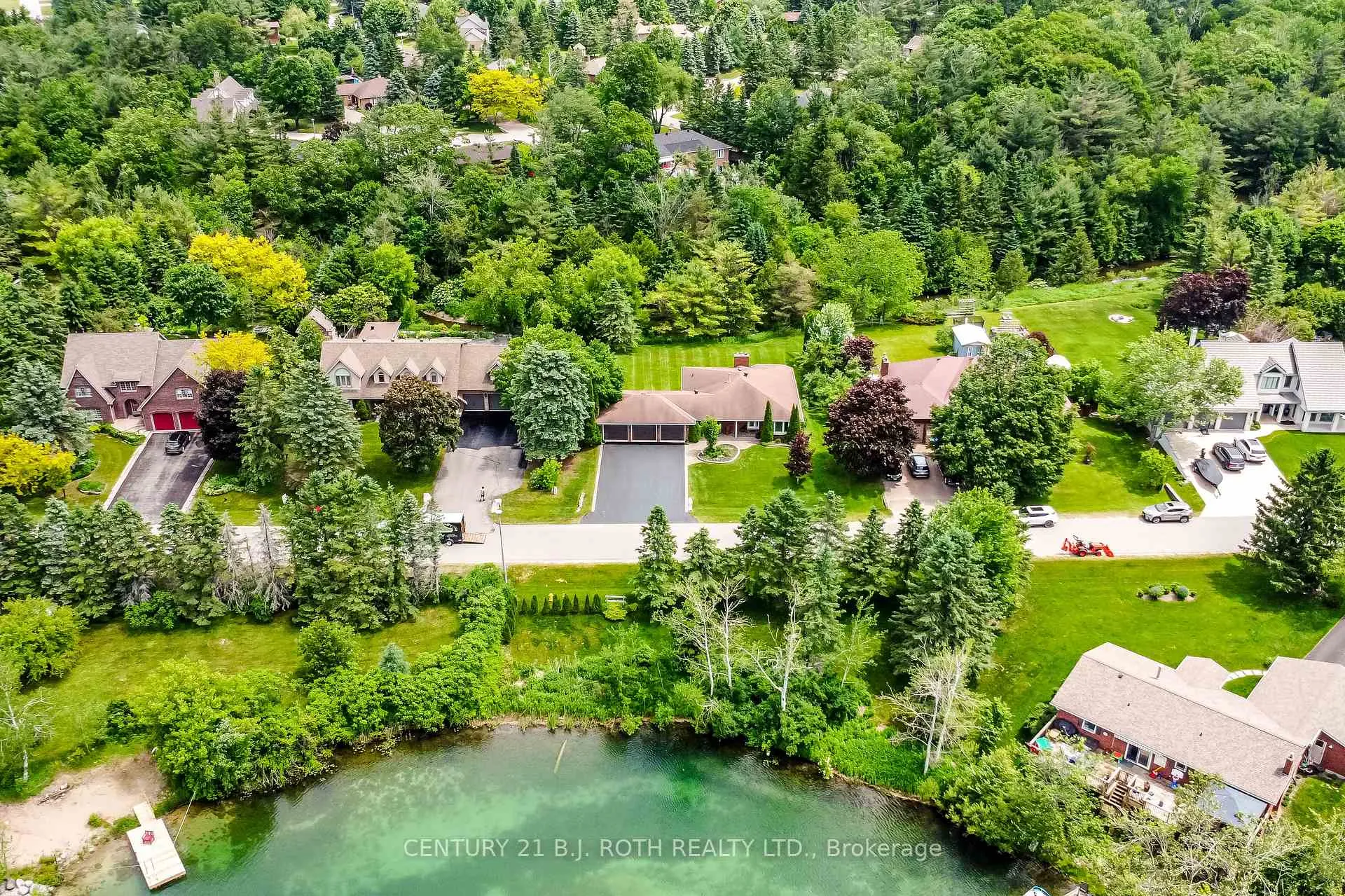 Photo 4 of 34 Cairns Boulevard, Springwater, Midhurst — HOMEH