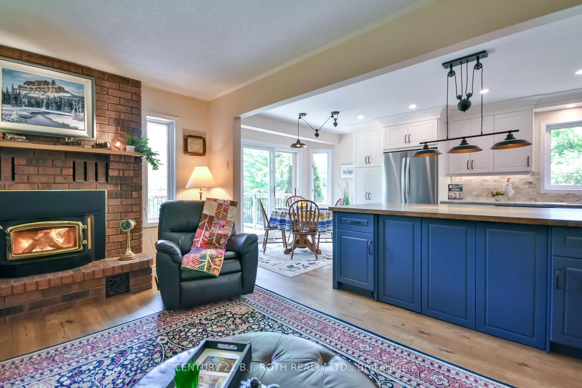 Photo 13 of 34 Cairns Boulevard, Springwater, Midhurst — HOMEH
