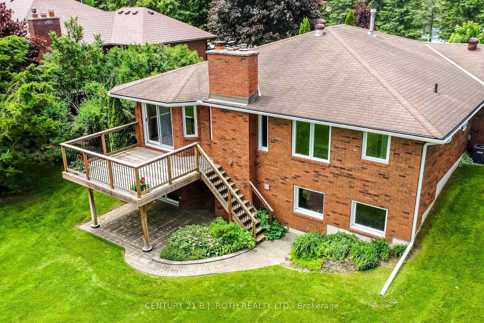 Photo 29 of 34 Cairns Boulevard, Springwater, Midhurst — HOMEH