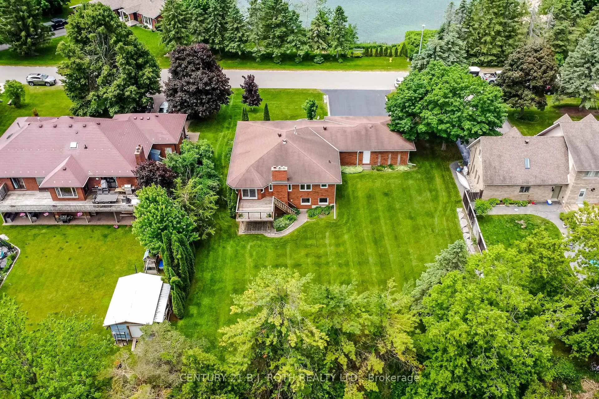 Photo 30 of 34 Cairns Boulevard, Springwater, Midhurst — HOMEH