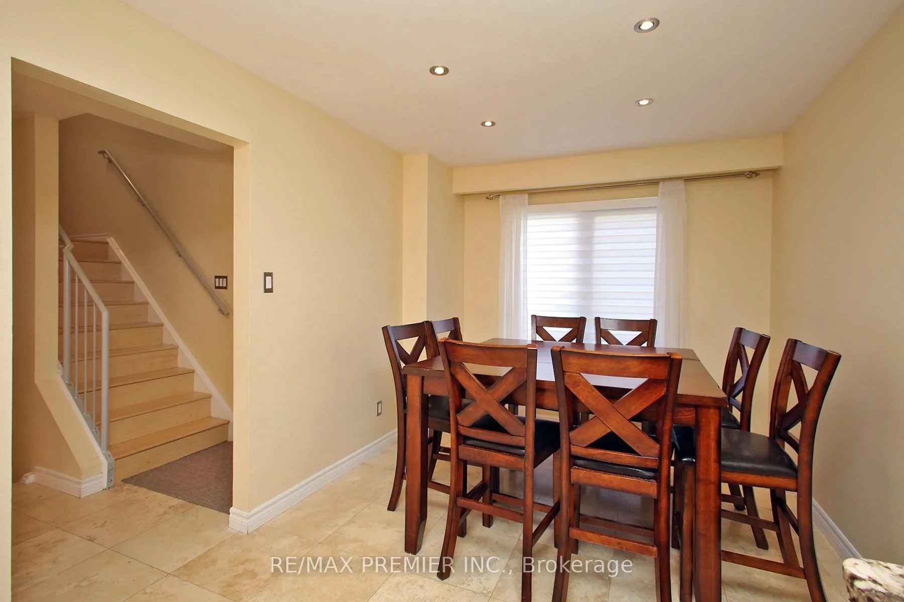 Photo 15 of 600 Stonebridge Lane, Pickering, West Shore — HOMEH