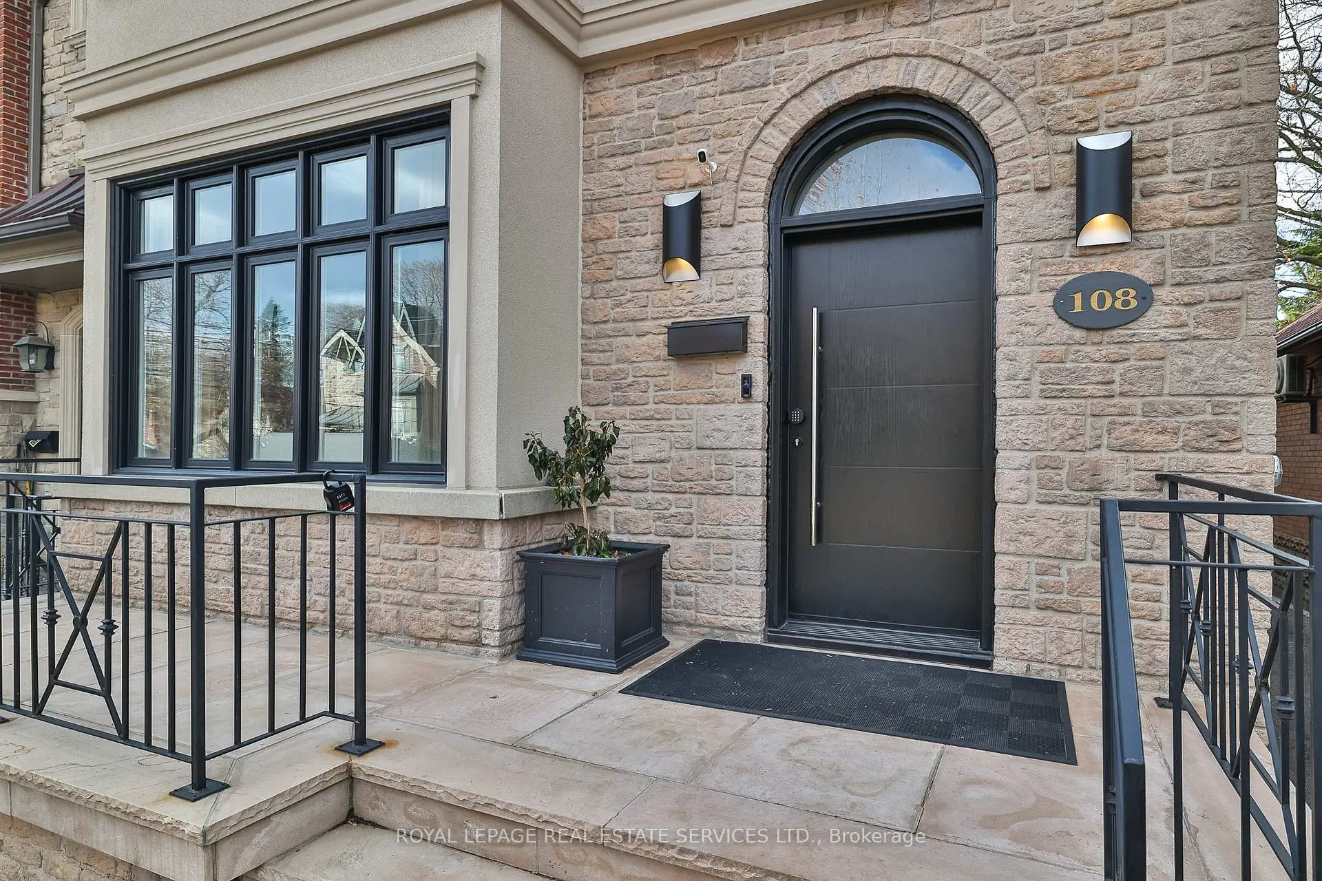 Photo 1 of 108 Castlewood Road, Toronto, Forest Hill North — HOMEH