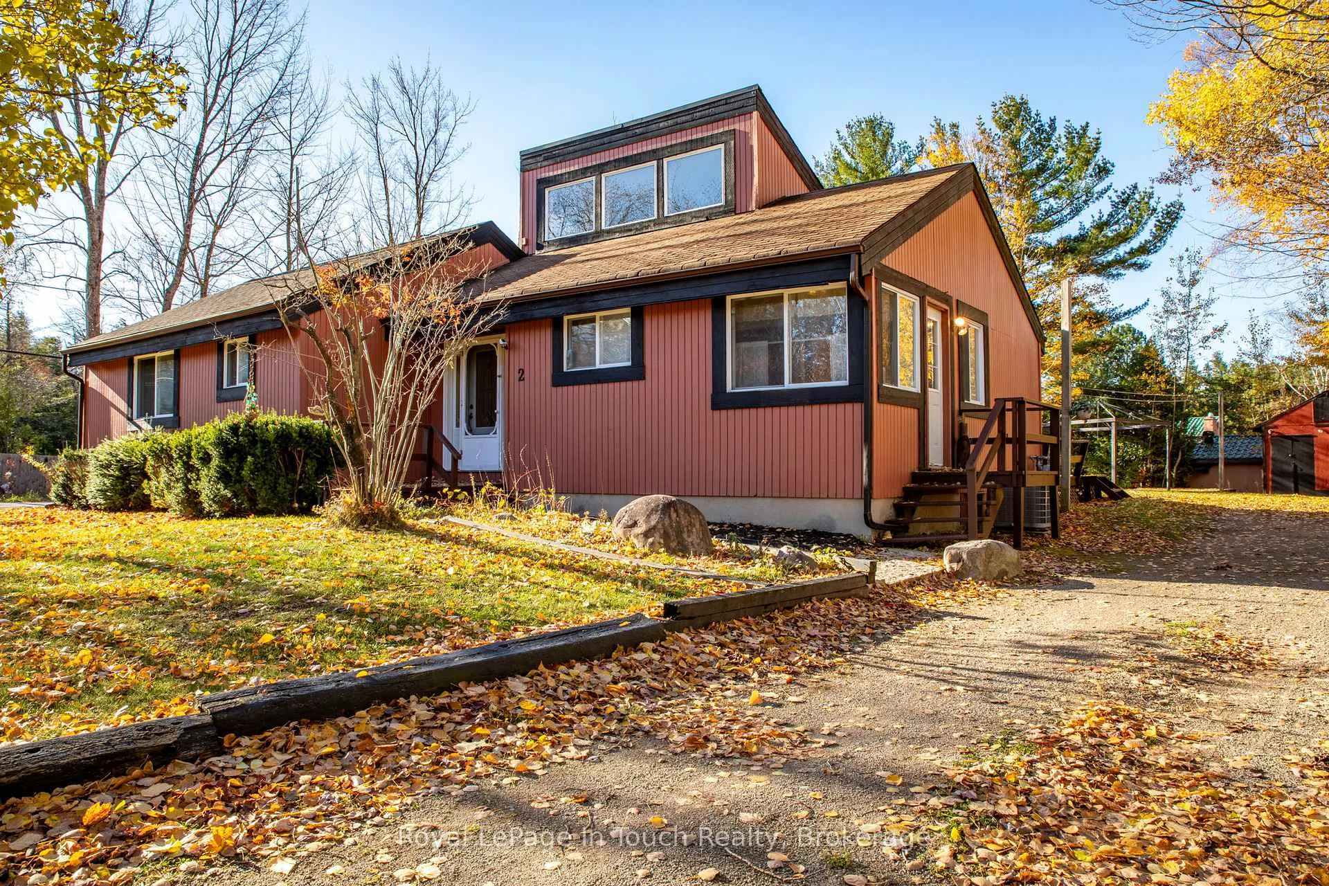 Photo 5 of 2 Coppercliff Crescent, Tiny, Rural Tiny — HOMEH