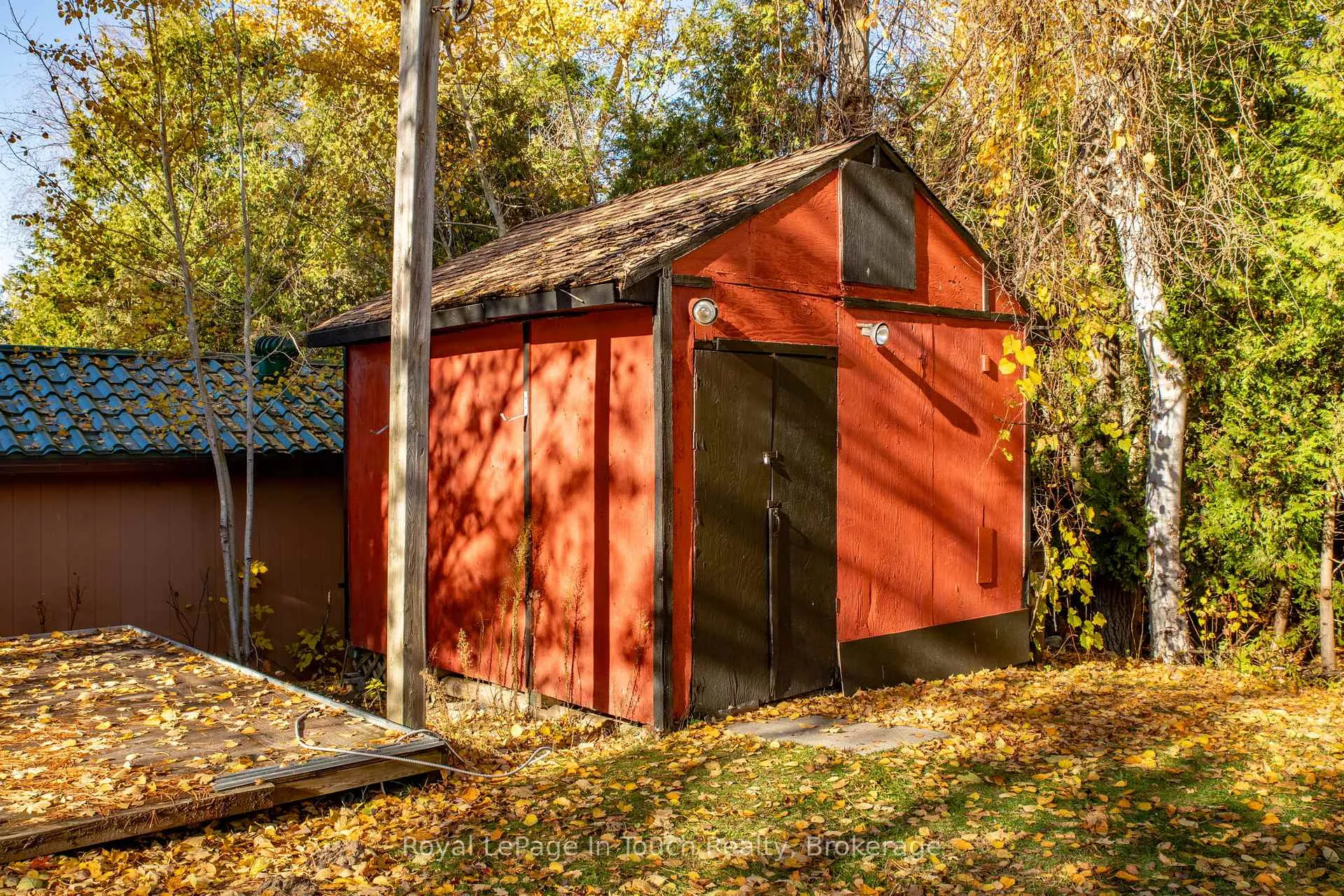Photo 8 of 2 Coppercliff Crescent, Tiny, Rural Tiny — HOMEH