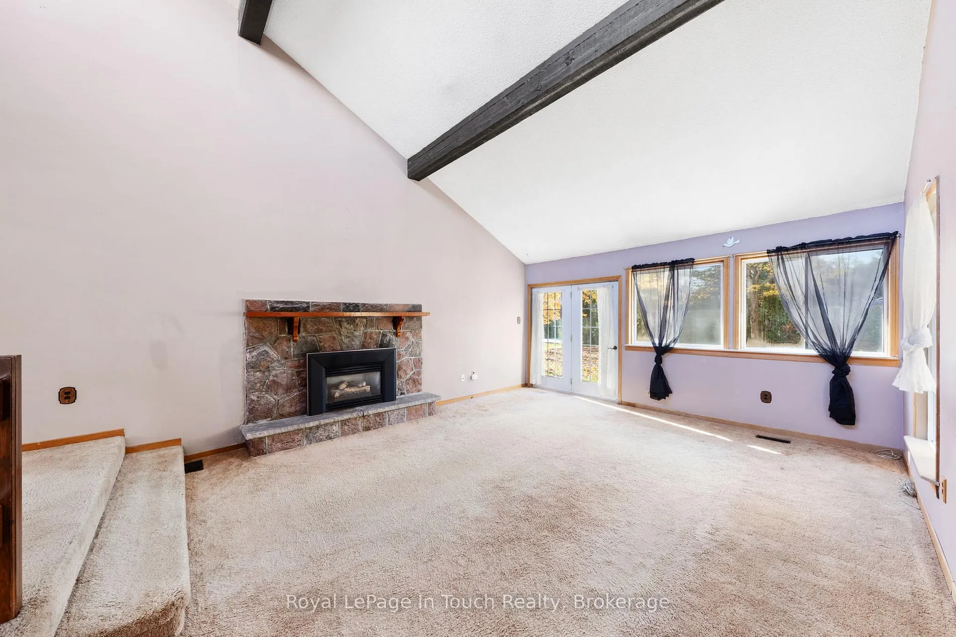 Photo 22 of 2 Coppercliff Crescent, Tiny, Rural Tiny — HOMEH