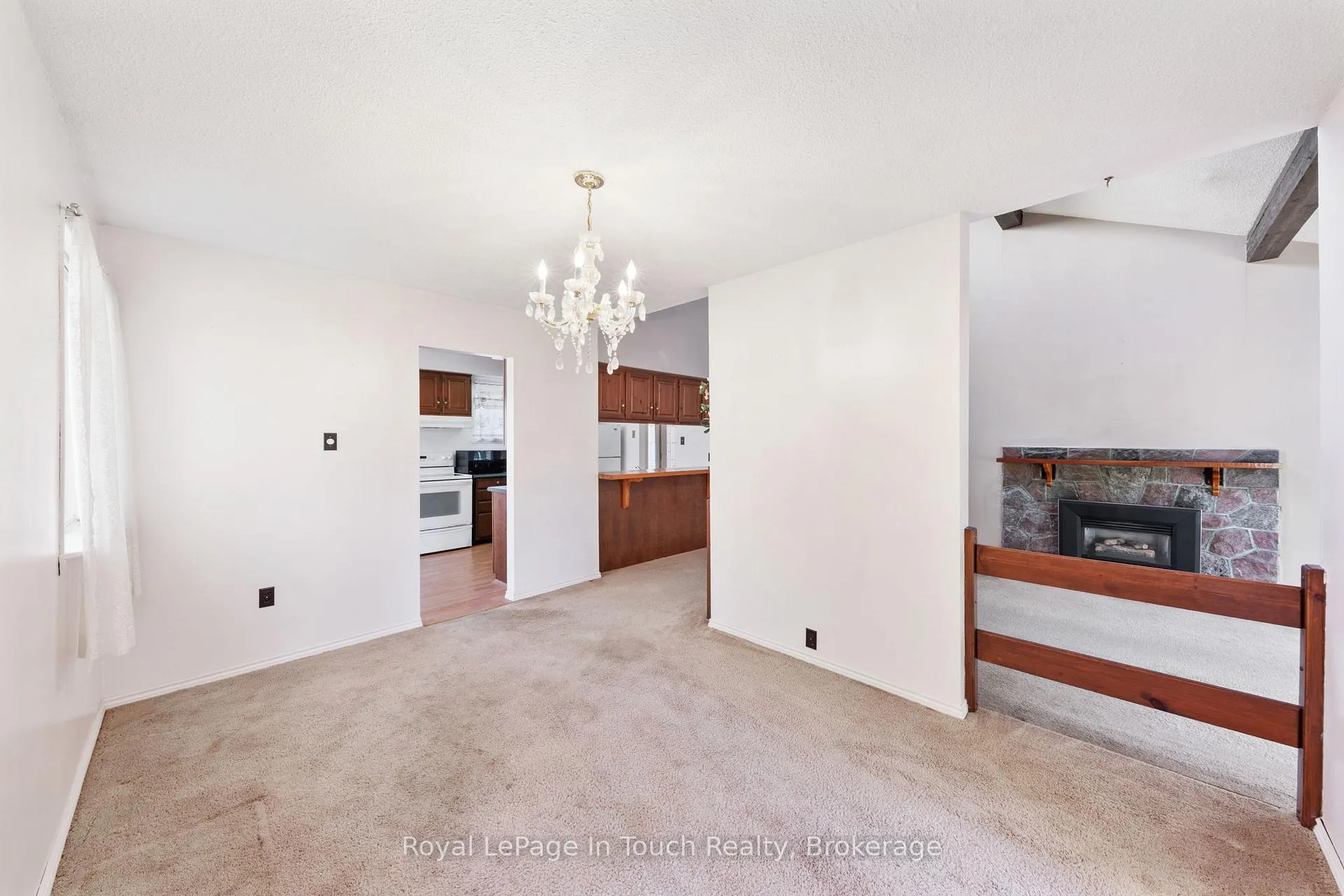 Photo 26 of 2 Coppercliff Crescent, Tiny, Rural Tiny — HOMEH
