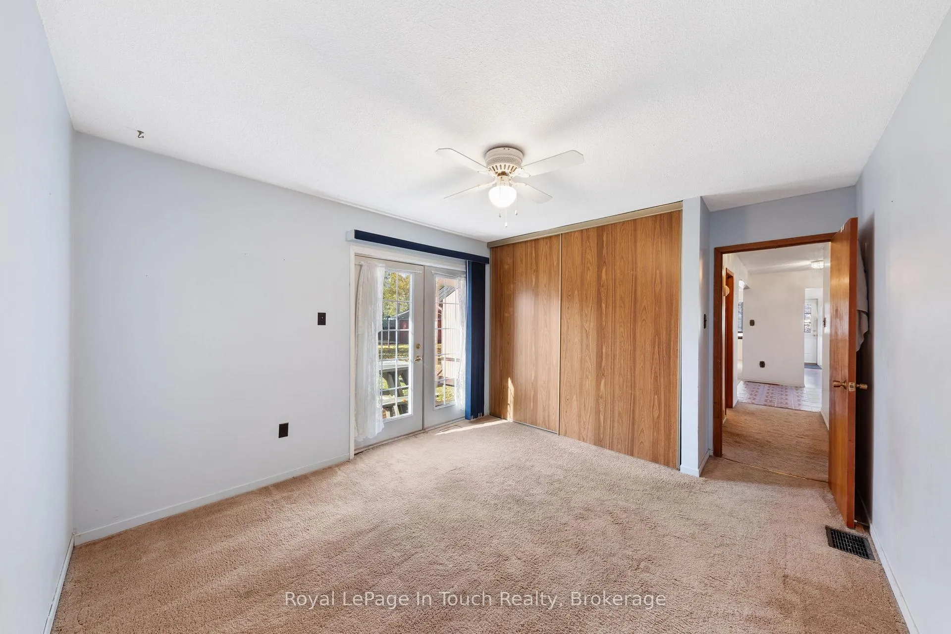 Photo 32 of 2 Coppercliff Crescent, Tiny, Rural Tiny — HOMEH