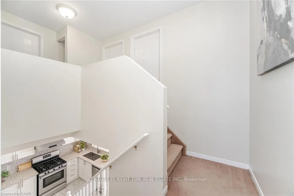Photo 21 of 525 Chablis Drive E, Waterloo — HOMEH