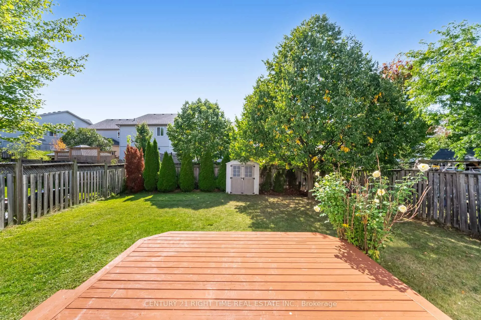 Photo 41 of 525 Chablis Drive E, Waterloo — HOMEH
