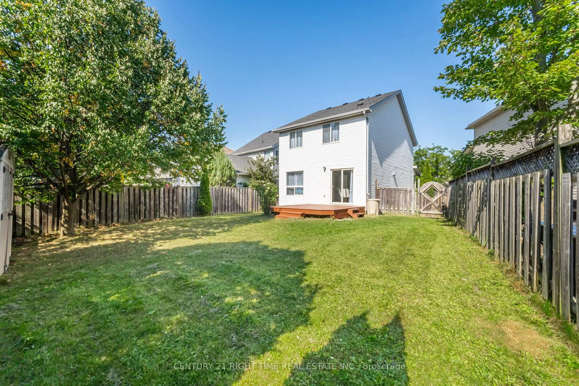 Photo 43 of 525 Chablis Drive E, Waterloo — HOMEH
