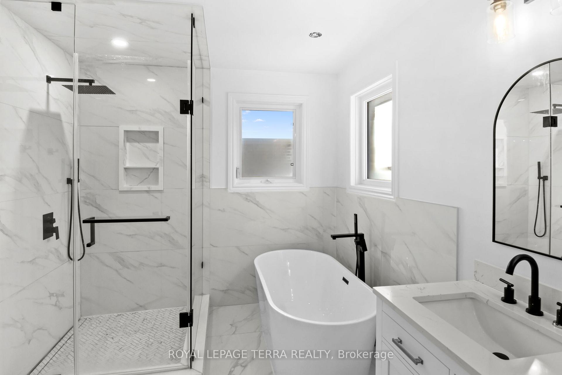 Photo 40 of Unit Upper Part, 10 Silvercreek Crescent, Barrie, Ardagh — HOMEH