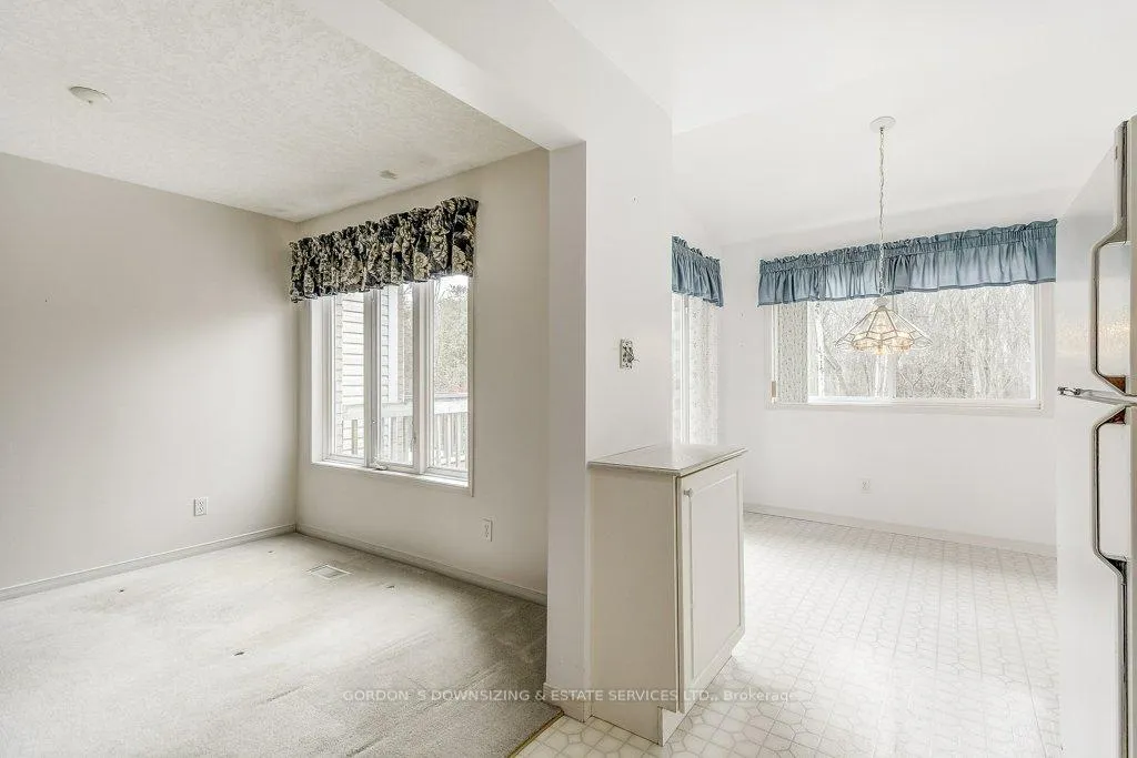 Photo 17 of 473 Laurel Gate Drive, Waterloo — HOMEH