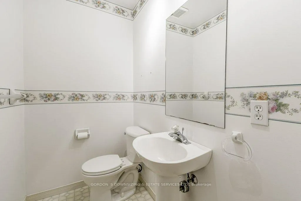 Photo 18 of 473 Laurel Gate Drive, Waterloo — HOMEH