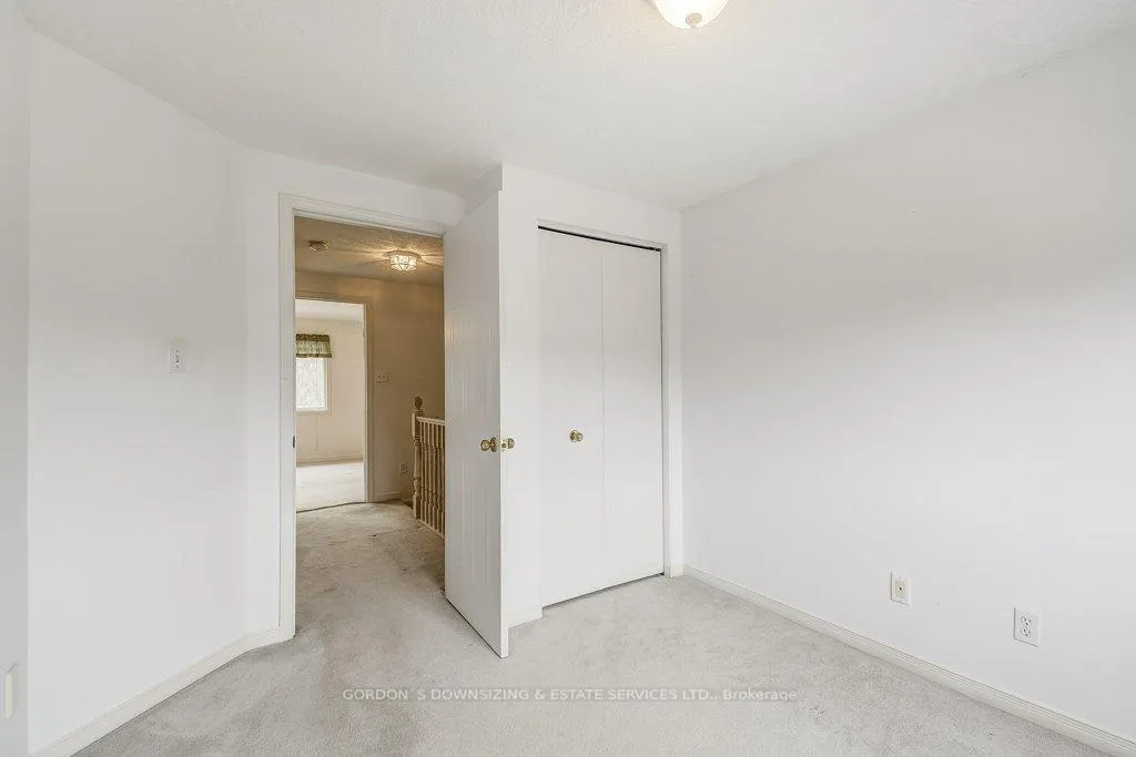 Photo 22 of 473 Laurel Gate Drive, Waterloo — HOMEH