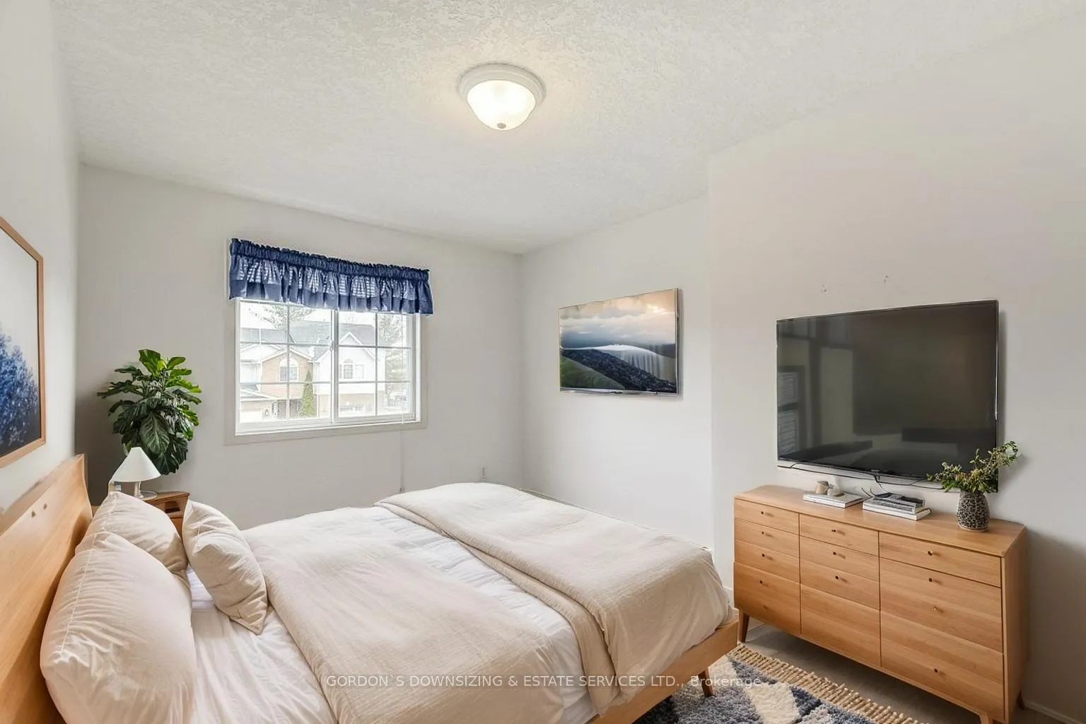 Photo 23 of 473 Laurel Gate Drive, Waterloo — HOMEH