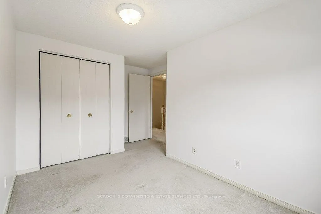 Photo 25 of 473 Laurel Gate Drive, Waterloo — HOMEH