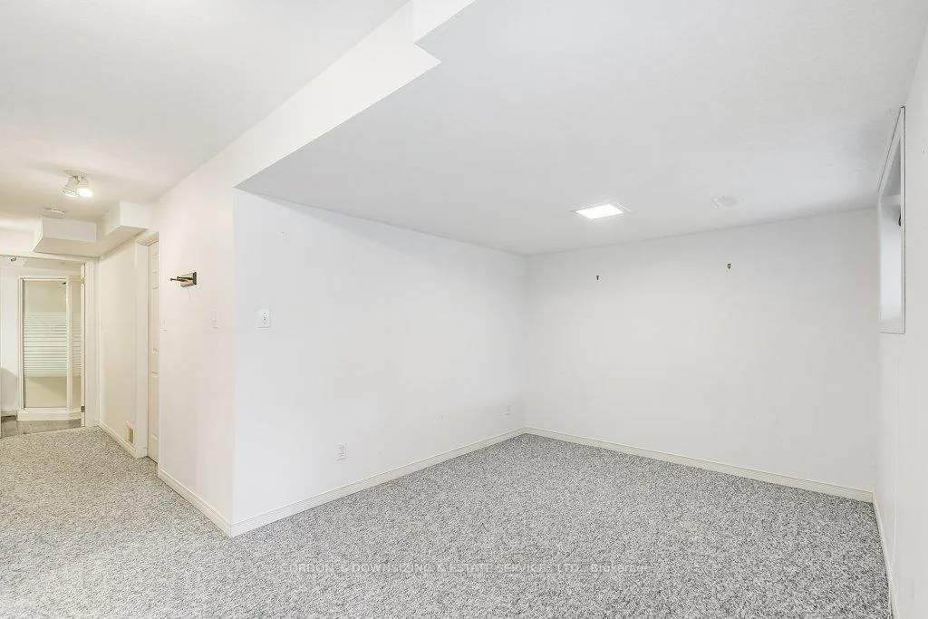 Photo 37 of 473 Laurel Gate Drive, Waterloo — HOMEH