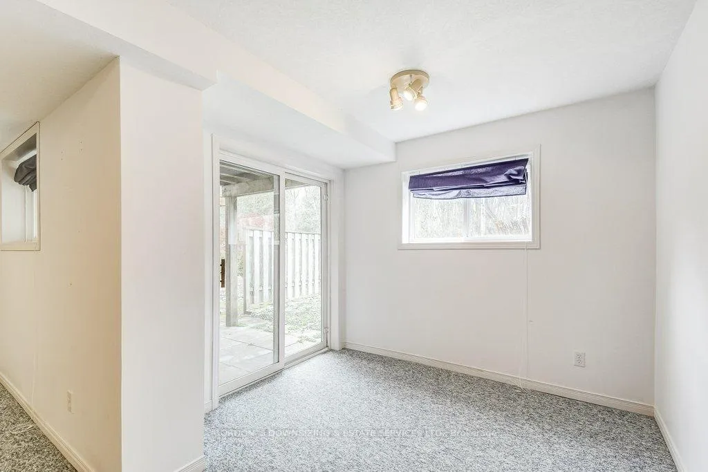 Photo 38 of 473 Laurel Gate Drive, Waterloo — HOMEH
