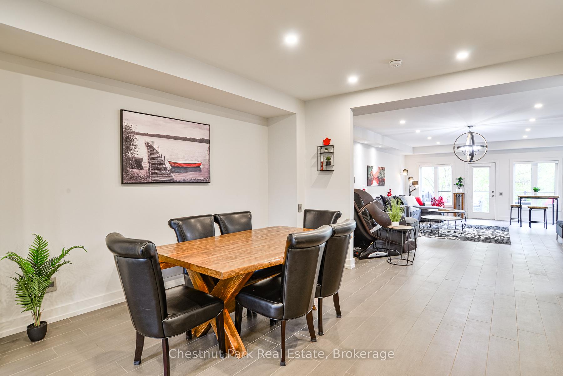 Photo 7 of 55 Rockmount Crescent, Gravenhurst, Muskoka (S) — HOMEH