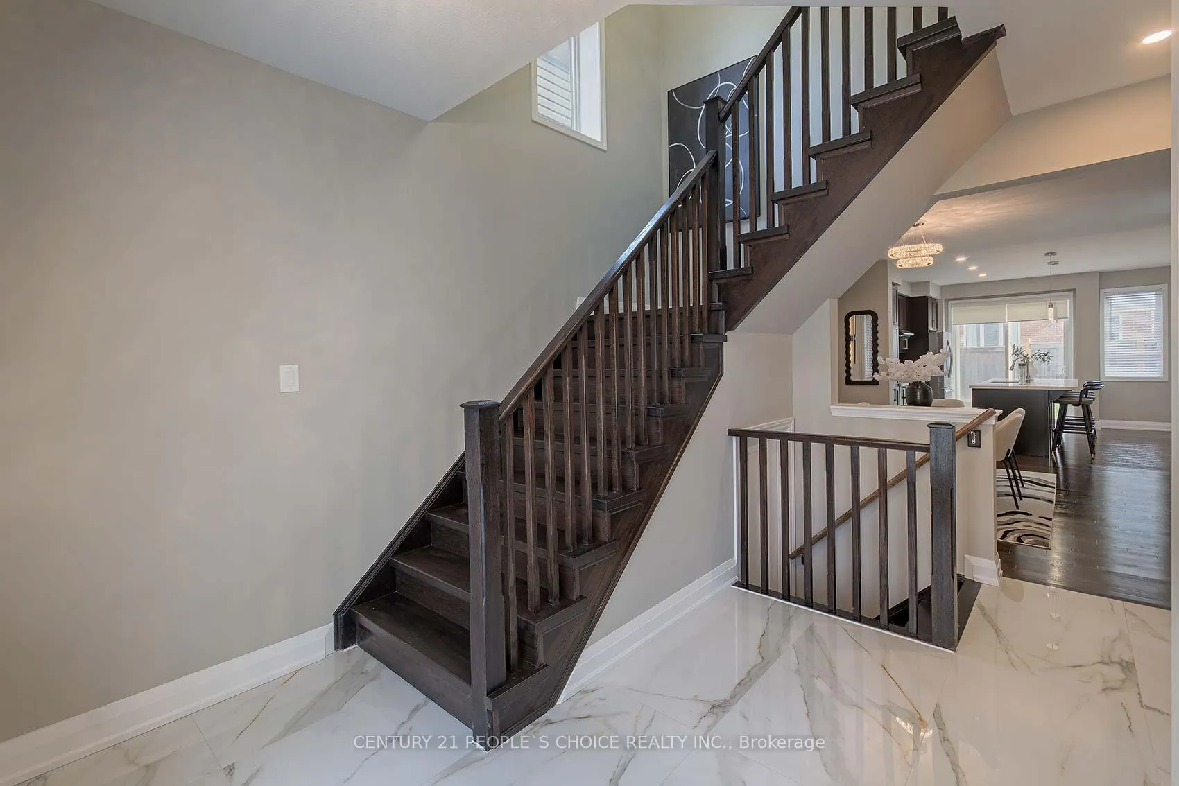 Photo 13 of 26 Shoreacres Drive, Kitchener — HOMEH